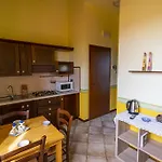 L'olmo Di Casigliano Cessapalombo
