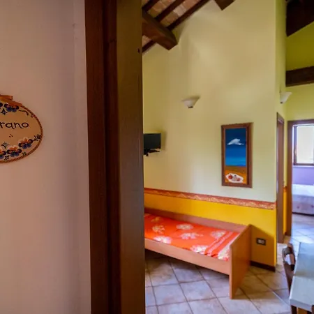 L'olmo Di Casigliano Farm stay
