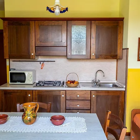L'olmo Di Casigliano * Cessapalombo