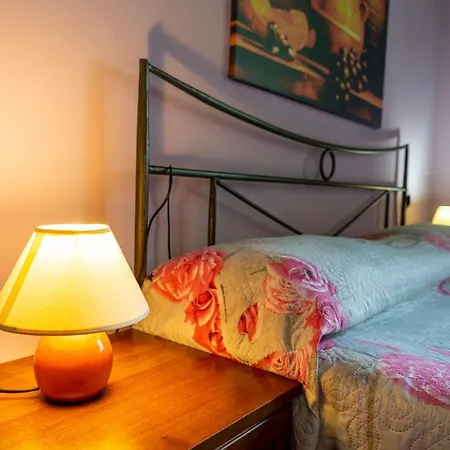 L'olmo Di Casigliano Farm stay *