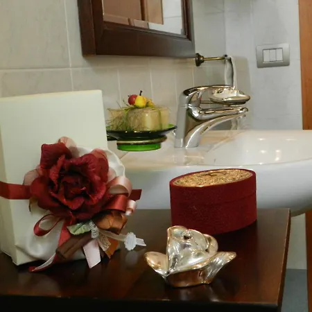 L'olmo Di Casigliano Farm stay